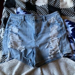 American Eagle high rise short short